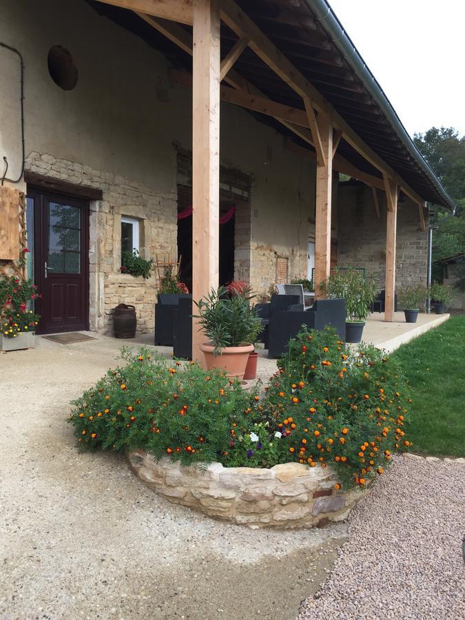 La Ferme Du Bonheur Bed & Breakfast Arbigny Exterior photo